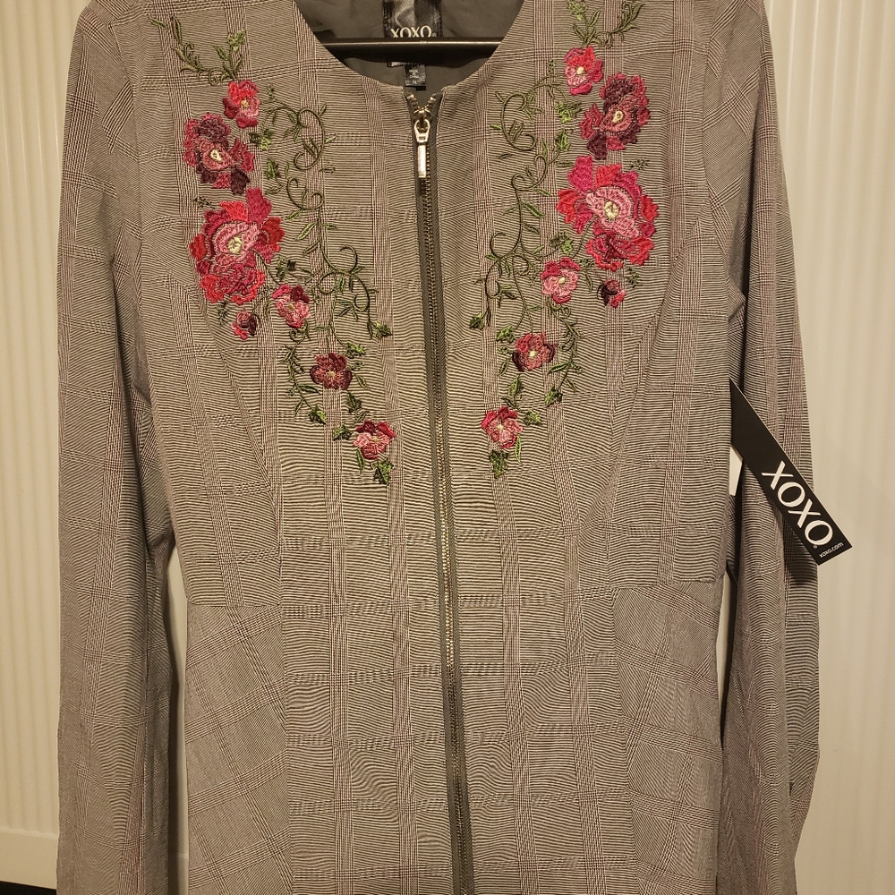 XOXO embroidered blazer